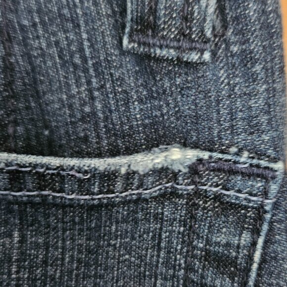 Lee Midrise Bootcut Lower on the Waist Blue Jeans  Size SM - Picture 11 of 15